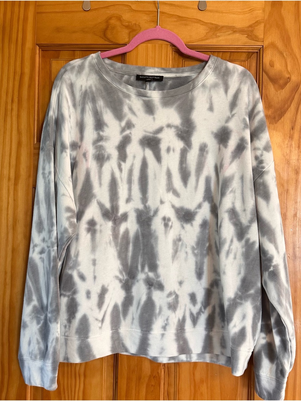 Banana Republic Gray/White/Hint of Pink Tie-Dye Crewneck Sweatshirt L